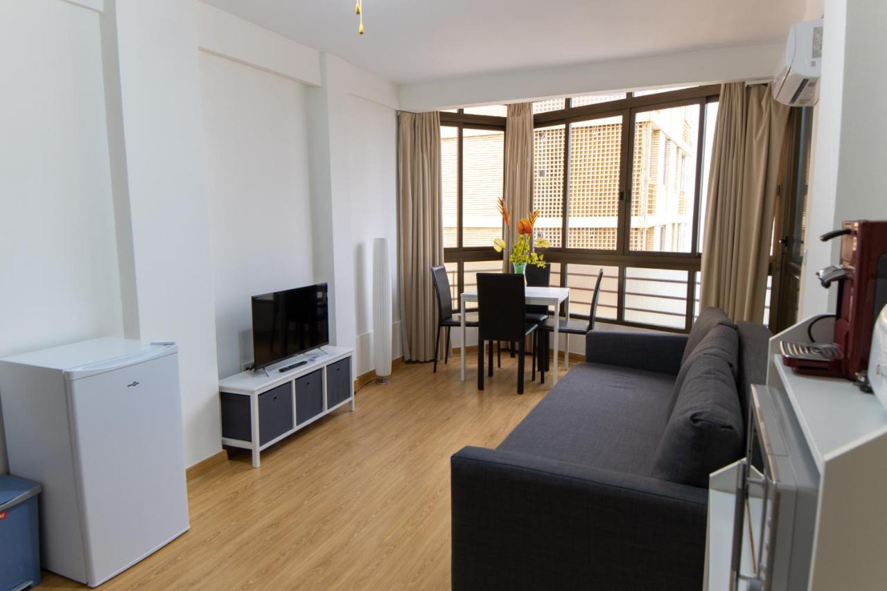 Anna Sun Holiday Apt Benidorm Bagian luar foto