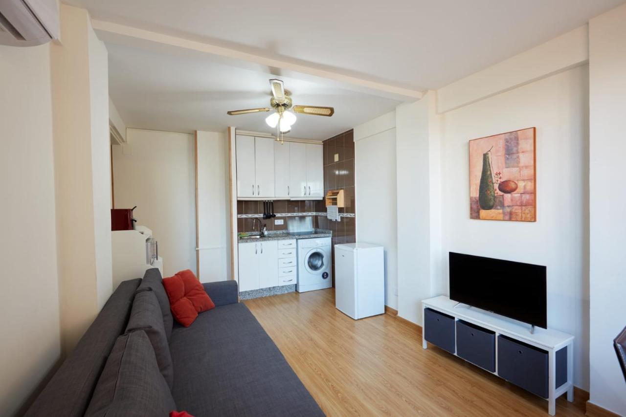 Anna Sun Holiday Apt Benidorm Bagian luar foto