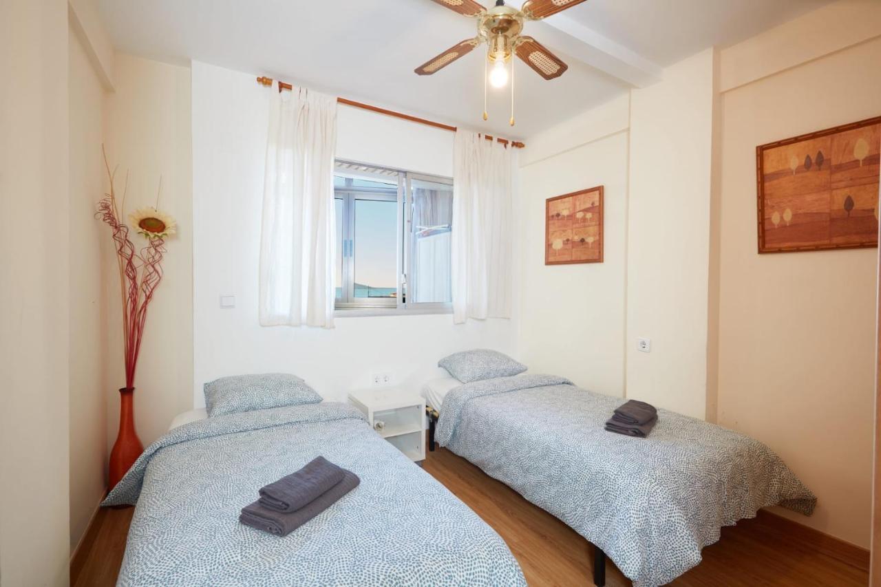 Anna Sun Holiday Apt Benidorm Bagian luar foto