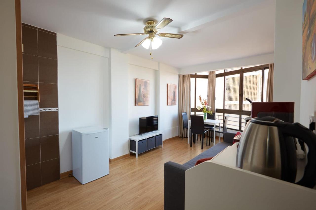 Anna Sun Holiday Apt Benidorm Bagian luar foto